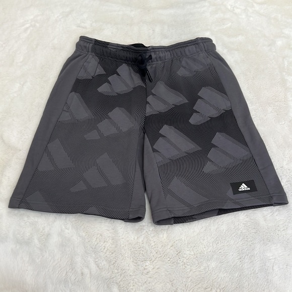 Adidas sportswear French terry cloth shirt size L graphic print black and gray - Picture 10 of 12